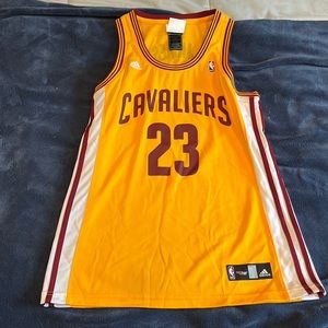 Cavs LeBron Jersey
